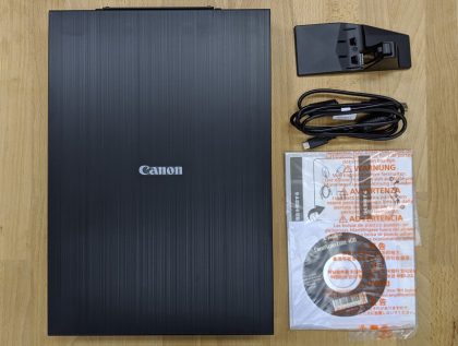 CANOSCAN LIDE 400 本体＋ケーブルのみ